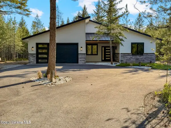 624 Satchel Dr, Spirit Lake, ID 83869