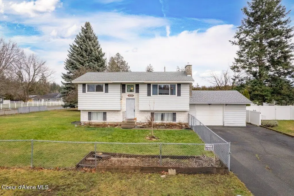 10788 N OAK ST, Hayden, ID 83835 - Image #1