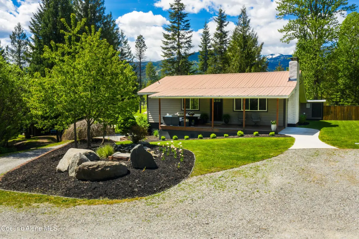 41 Pinecone Rd, Sandpoint, ID 83864 - Image #1