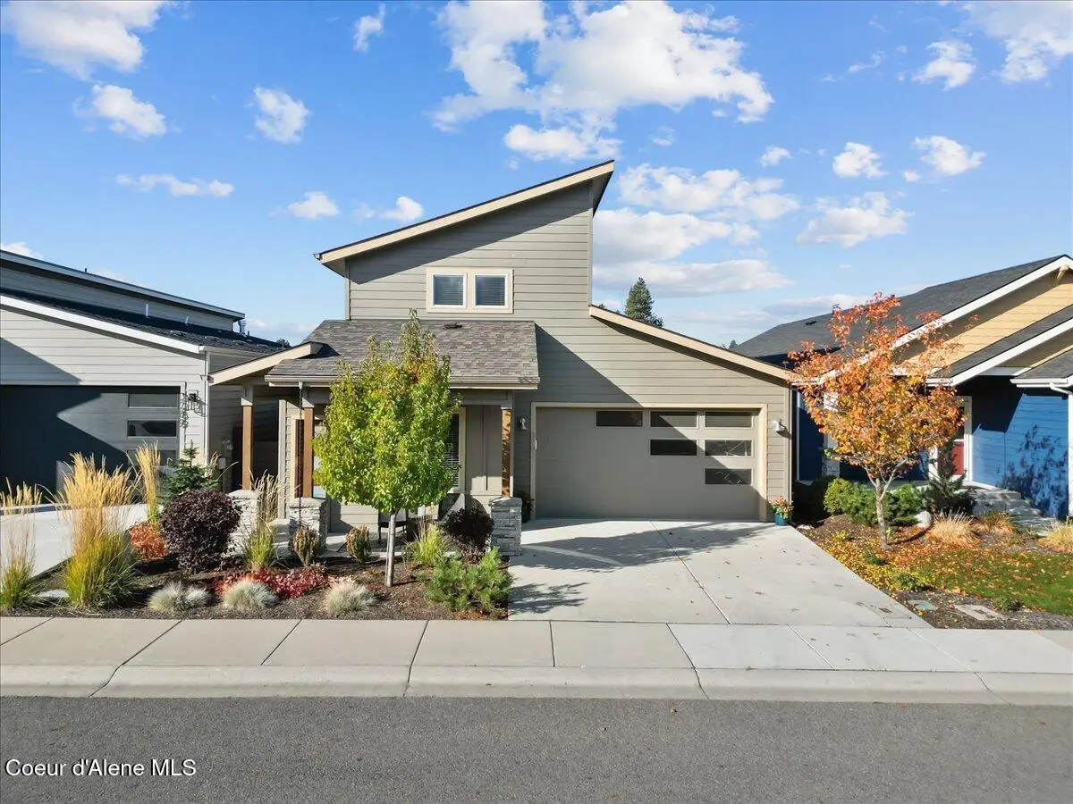 3299 N ROSALIA RD, Coeur Dalene, ID 83814 - Image #1