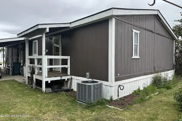 668 W Minnesota Ave, Hayden, ID 83835