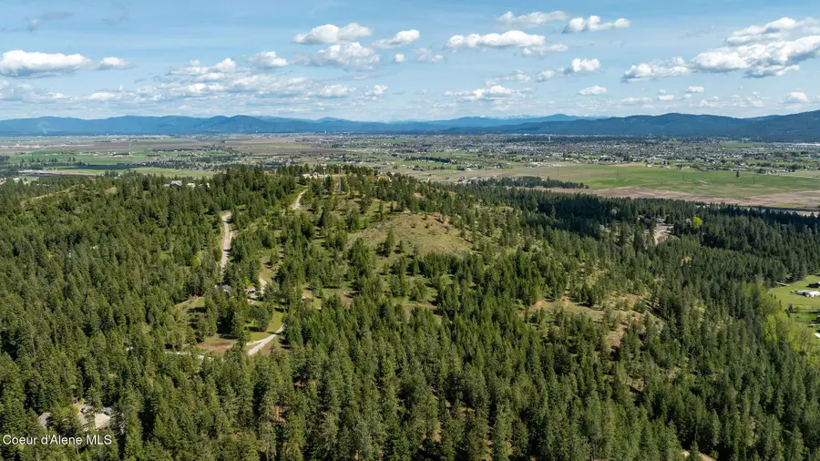 NKA W JULIA DR, Hauser, ID 83854 - Image #2