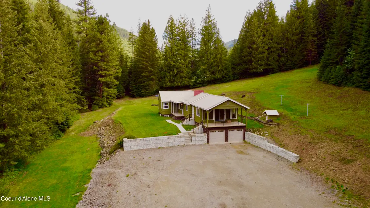 2122 Nine Mile Creek Rd #B, Wallace, ID 83873 - Image #1