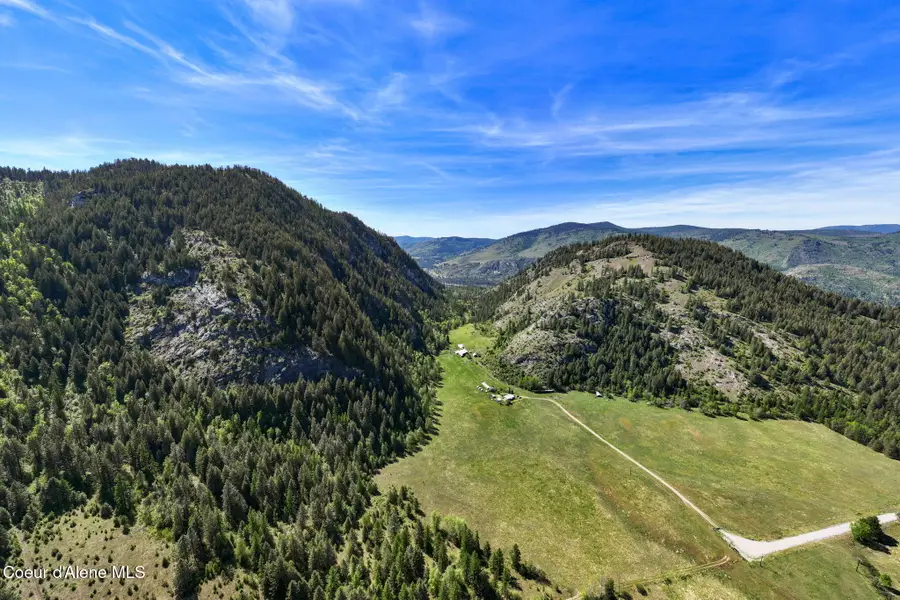 4345 Wilcox Rd, Northport, WA 99157 - Image #2