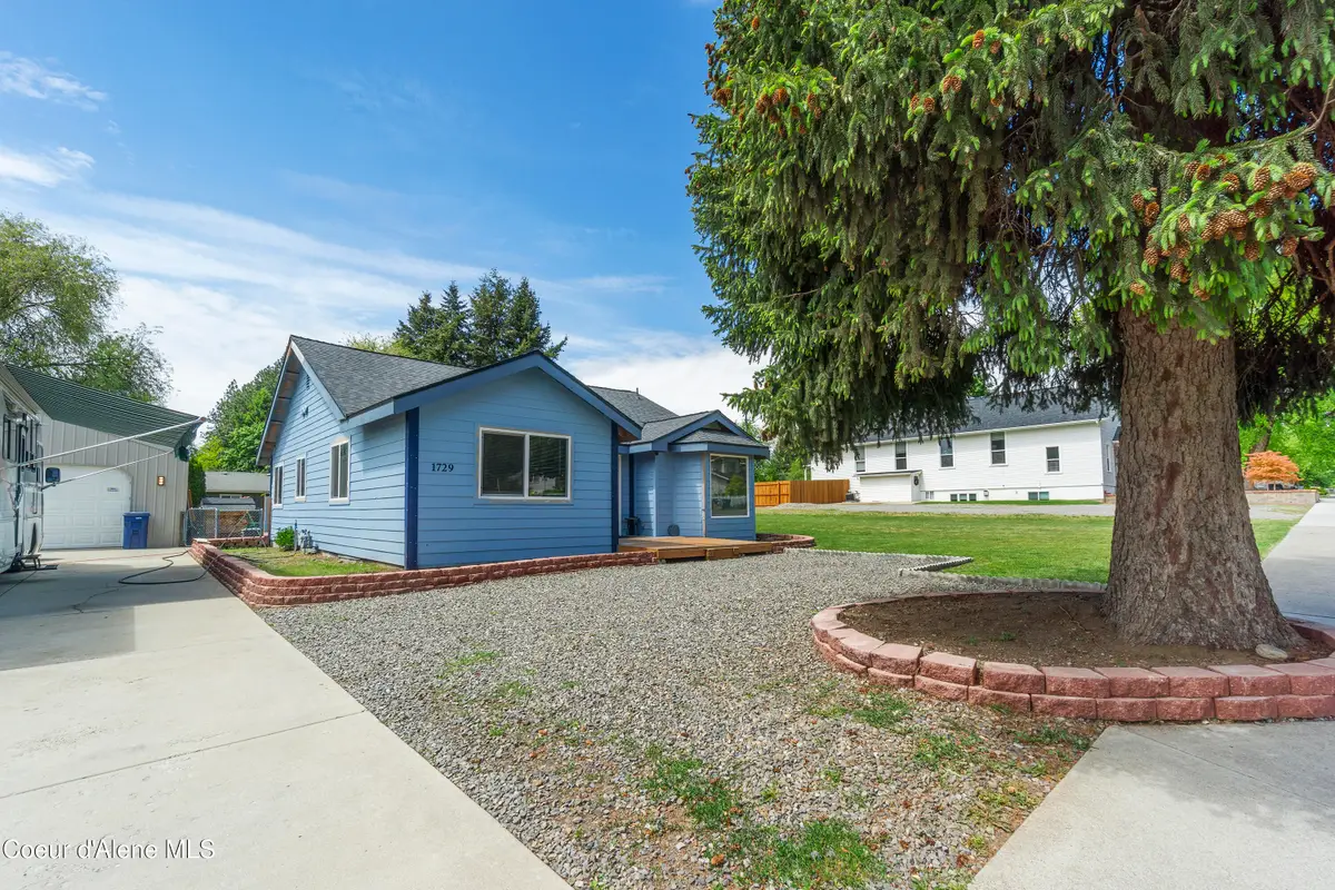 1729 N 9TH ST, Coeur Dalene, ID 83814 - Image #1