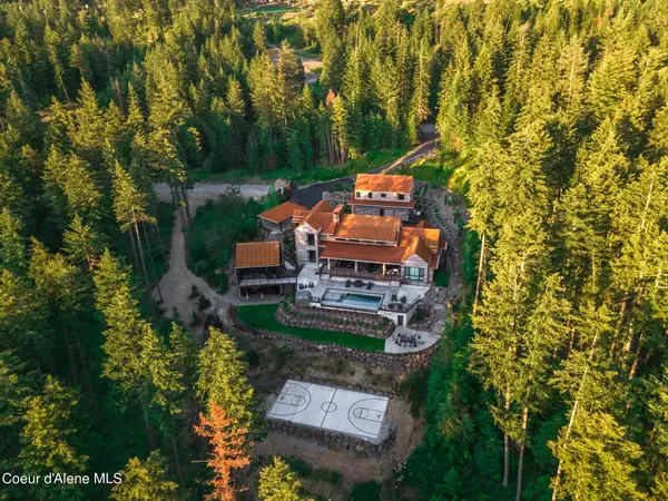 6361 S CORMORANT CT, Harrison, ID 83833