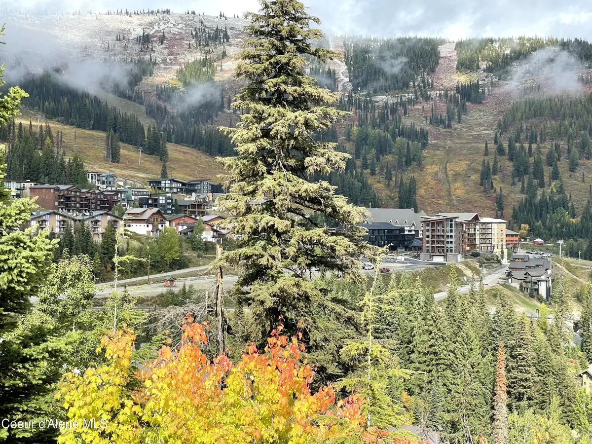 216 Mogul Hill Rd, Sandpoint, ID 83864 - Image #1