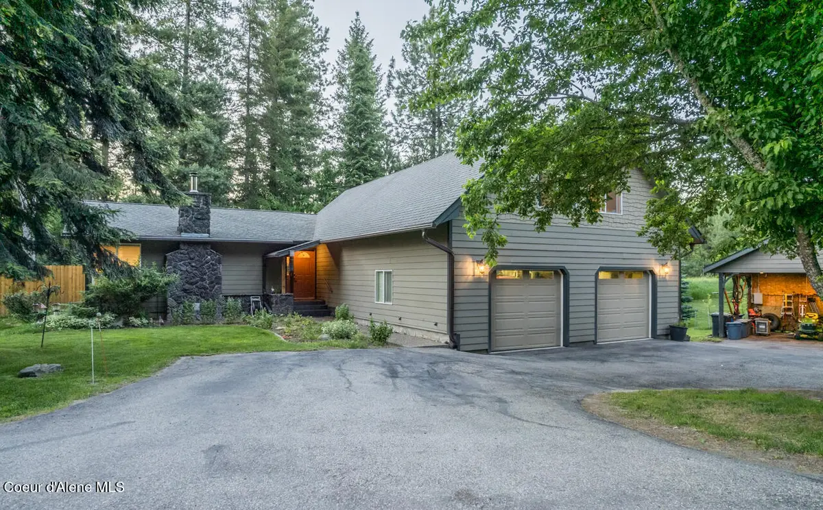 6531 Tannenbaum Cir, Bonners Ferry, ID 83805 - Image #1