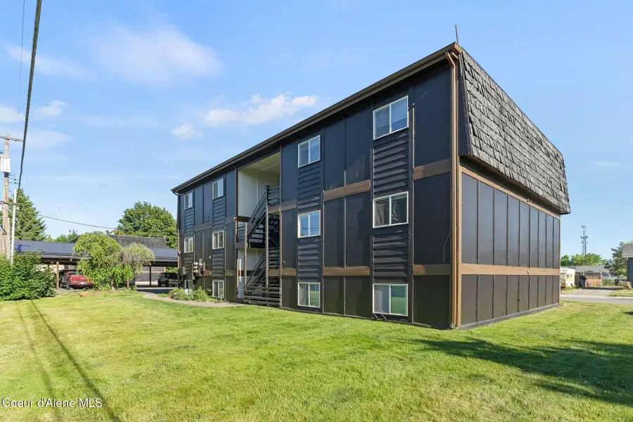 107 & 111 E HATTIE AVE, Coeur Dalene, ID 83814 - Image #3