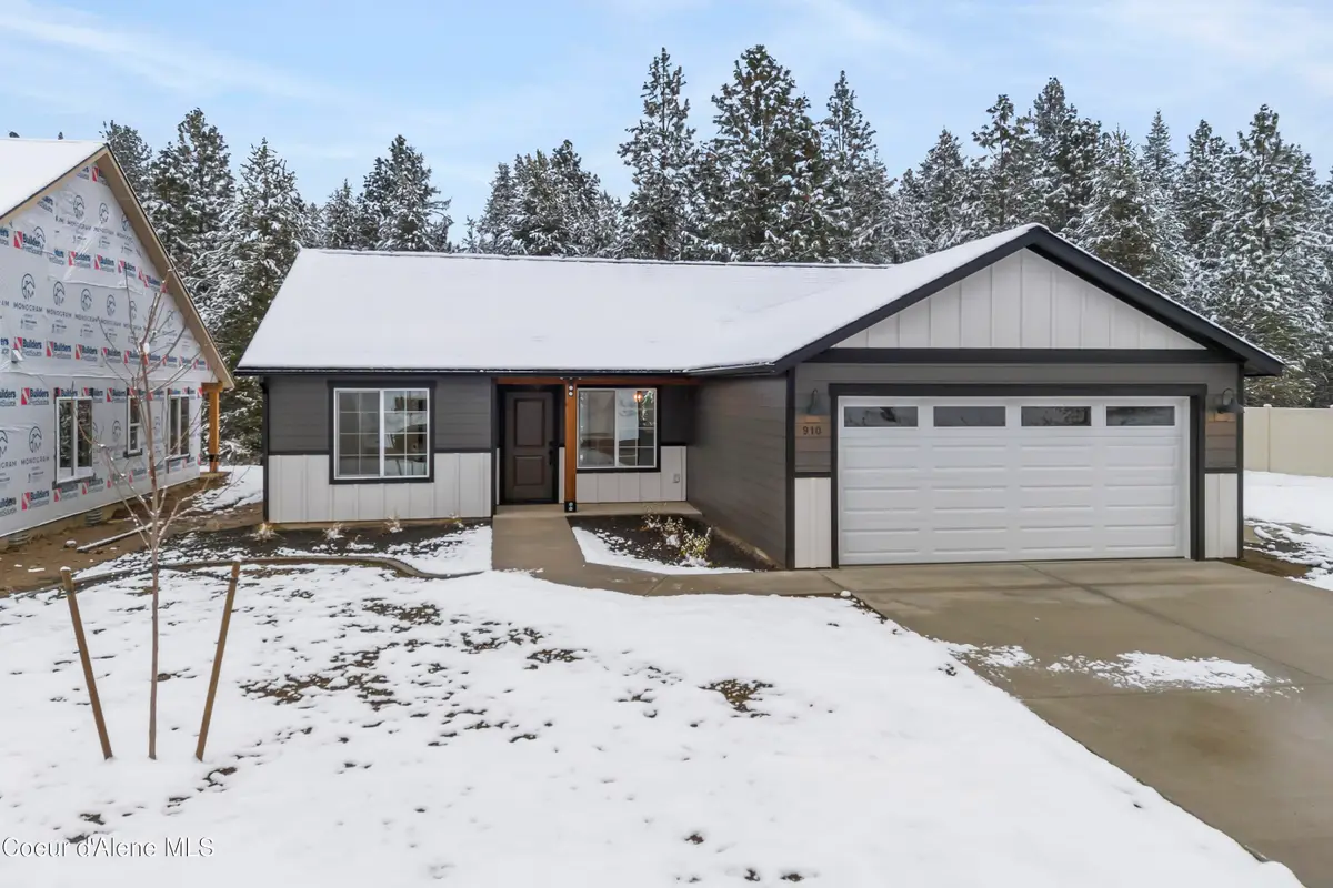 910 E Valley St S, Oldtown, ID 83822 - Image #1