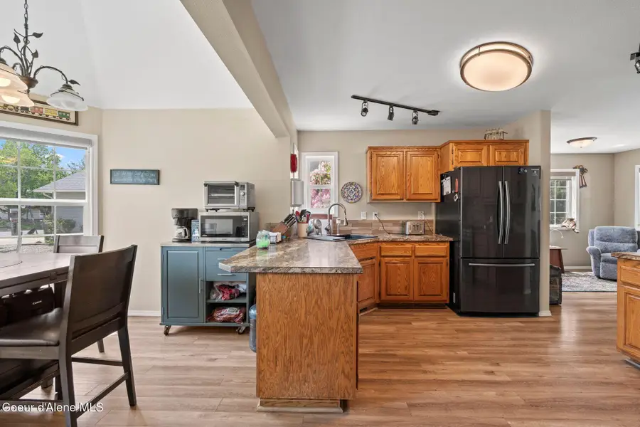 67 Spur Dr, Sandpoint, ID 83864 - Image #2