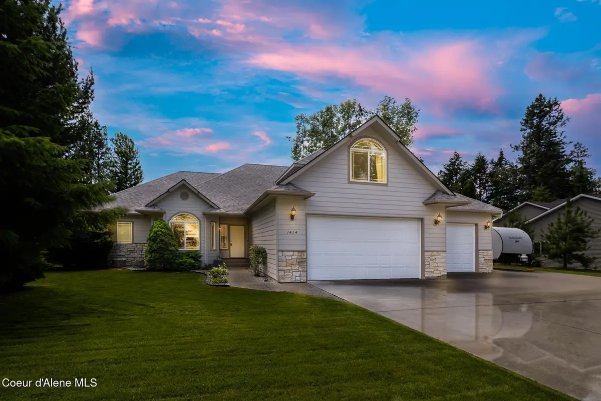 1414 E WESTDALE DR, Hayden, ID 83835 - Image #1