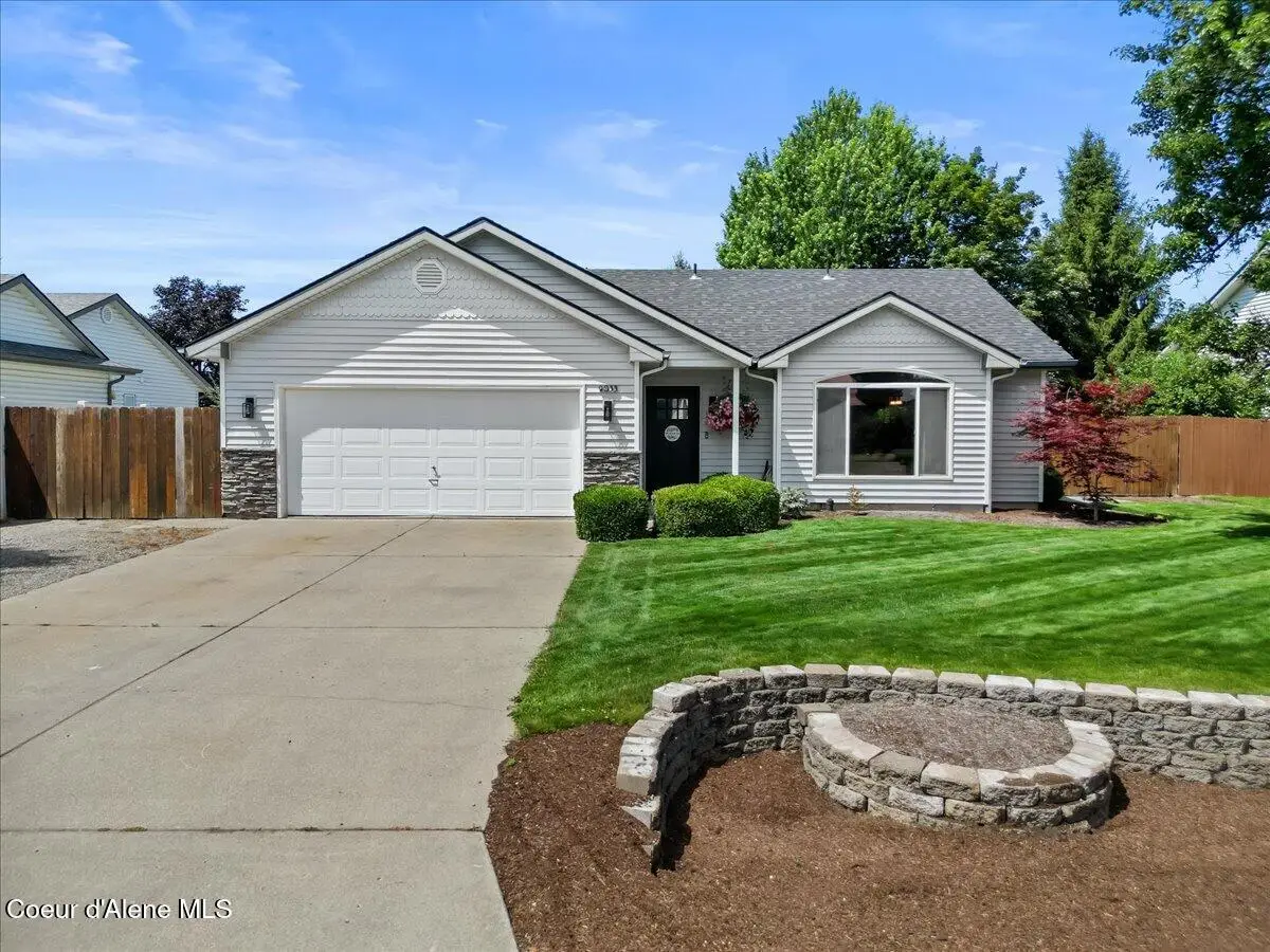 9033 N Blossom Dr, Hayden, ID 83835 - Image #1