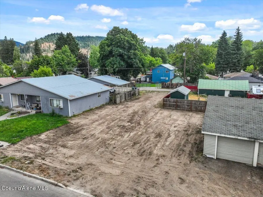 1210 N 10TH ST, Coeur Dalene, ID 83814 - Image #2