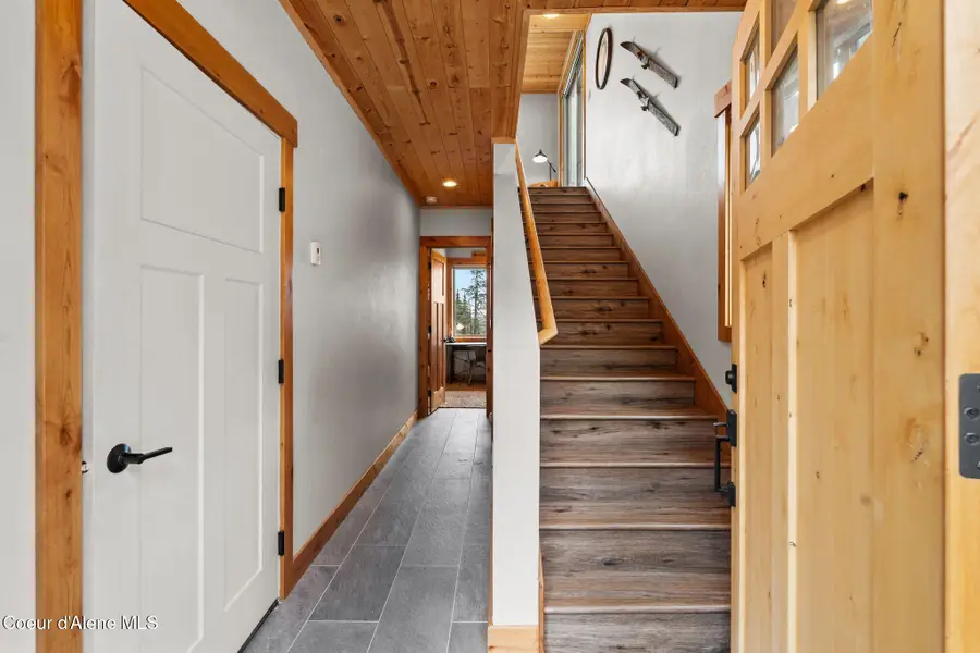 21 Harrison Ln, Sandpoint, ID 83864 - Image #2