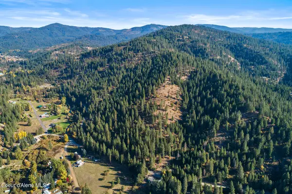 NKA W Wolfs Lodge, Coeur d'Alene, ID 83814