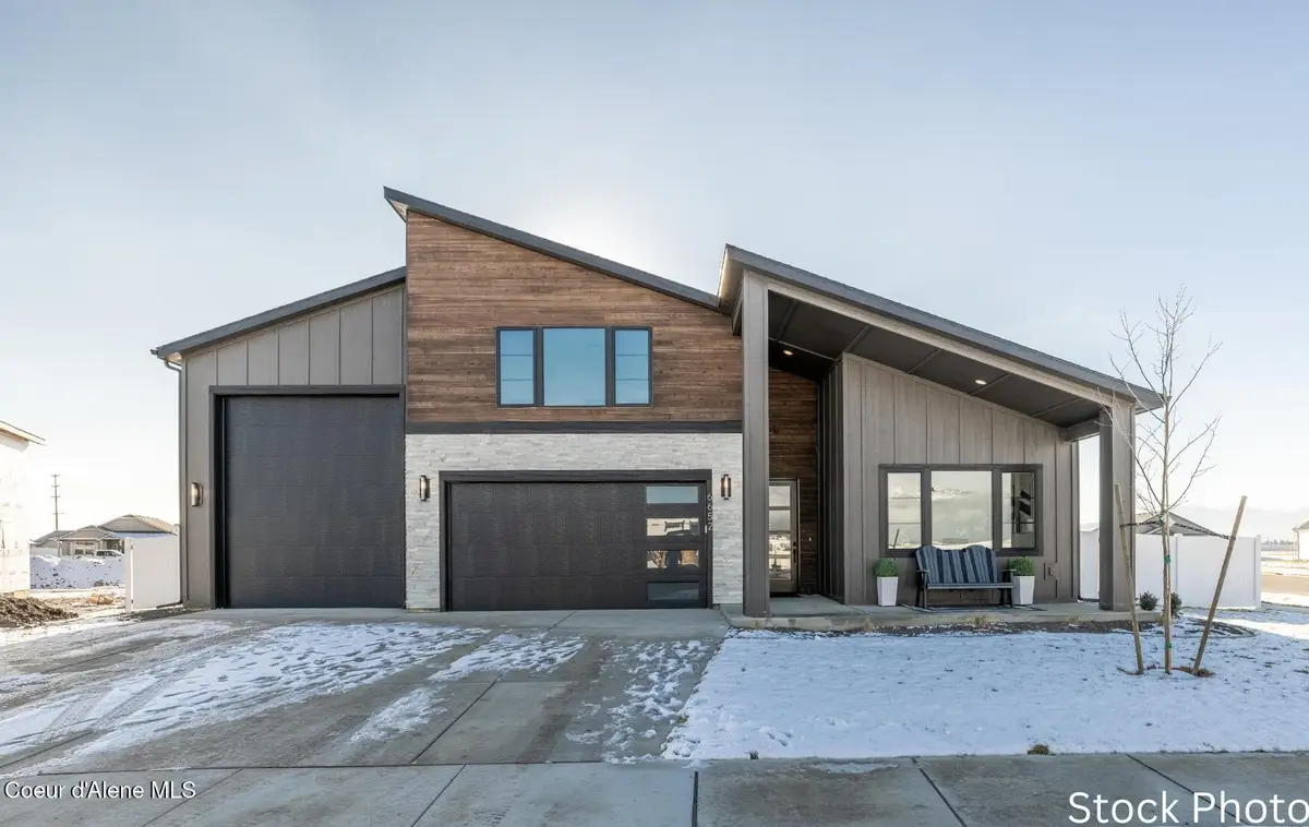 11482 N Clapton Ln, Rathdrum, ID 83858 - Image #1