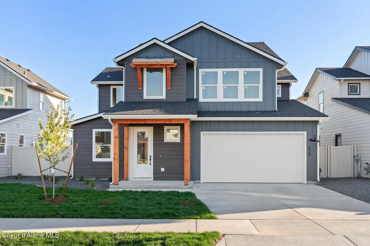 624 MOSCOW ST, Sandpoint, ID 83864 - Image #1