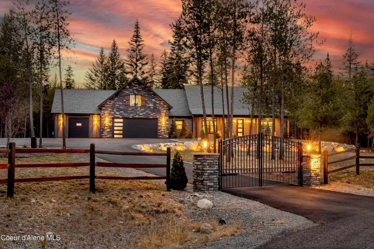 20283 N Crooked Rock Ln, Rathdrum, ID 83858 - Image #1