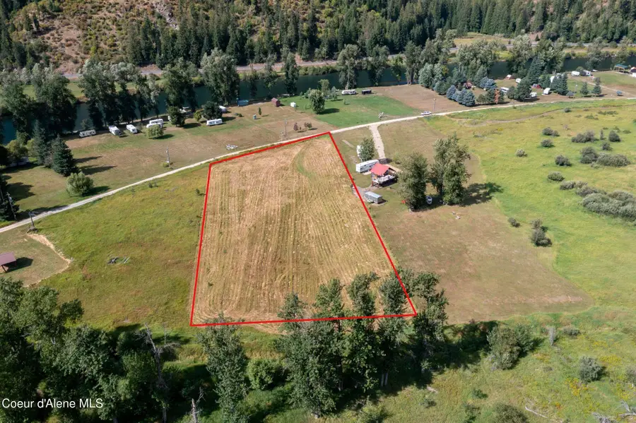 842 W Riverside Dr, Saint Maries, ID 83861 - Image #2