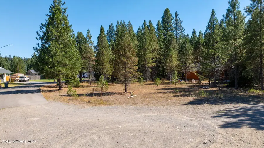 7060 W TESEMINI DR, Spirit Lake, ID 83869 - Image #2