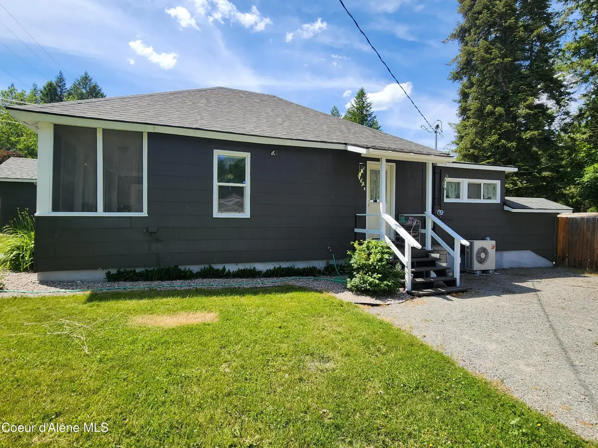 424 w LARCH, Newport, WA 99156 - Image #1