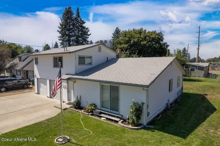 2819 N CLARA LN, Coeur Dalene, ID 83815 - Image #2