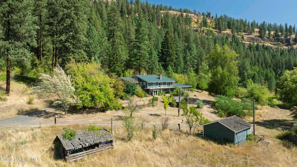 1133 Goosehaven Rd, Saint Maries, ID 83861 - Image #1