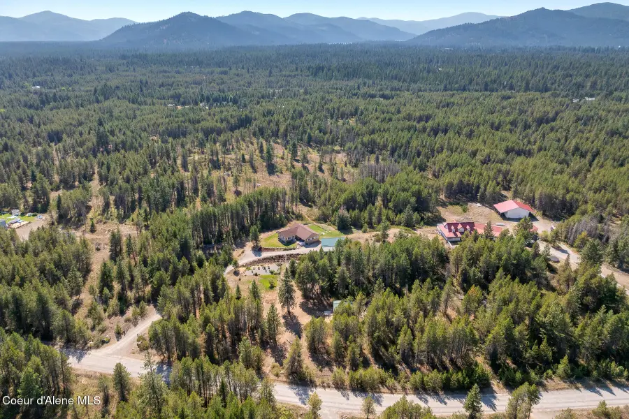 34197 N Hayden Dr, Spirit Lake, ID 83869 - Image #2