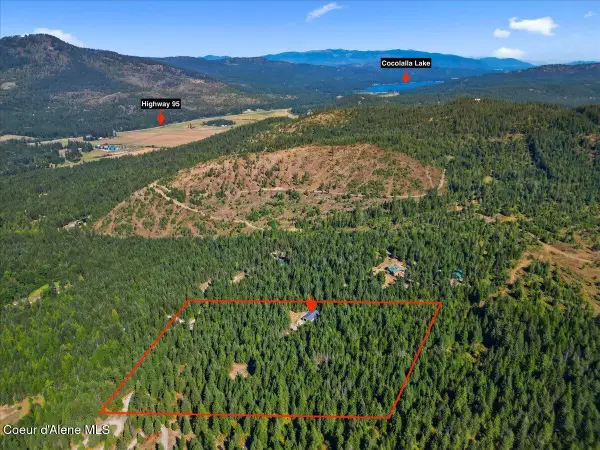 662 Homestead Hollow Road, Careywood, ID 83809