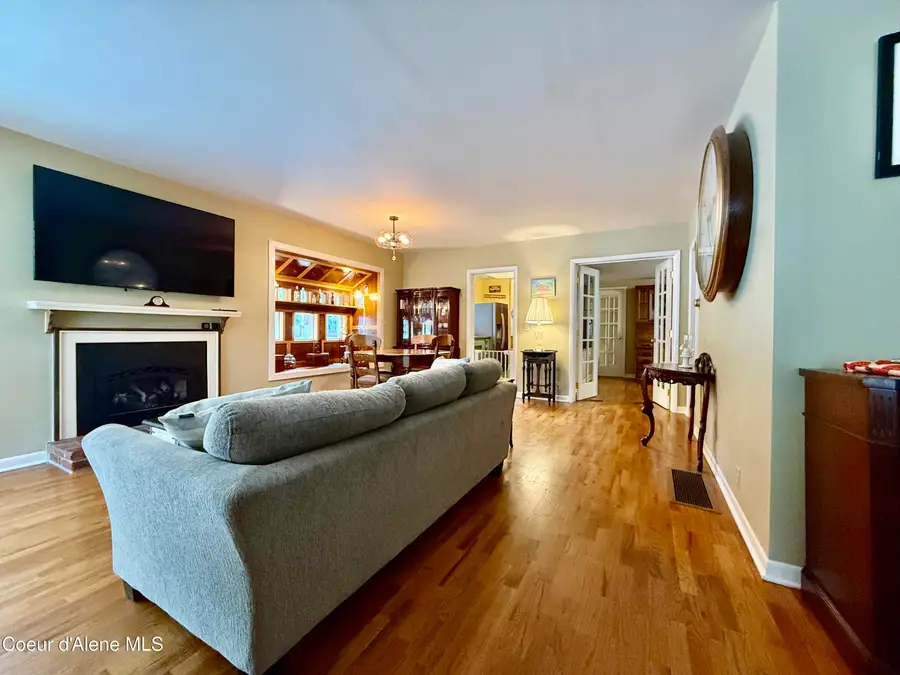 416 Second St, Wallace, ID 83873 - Image #2