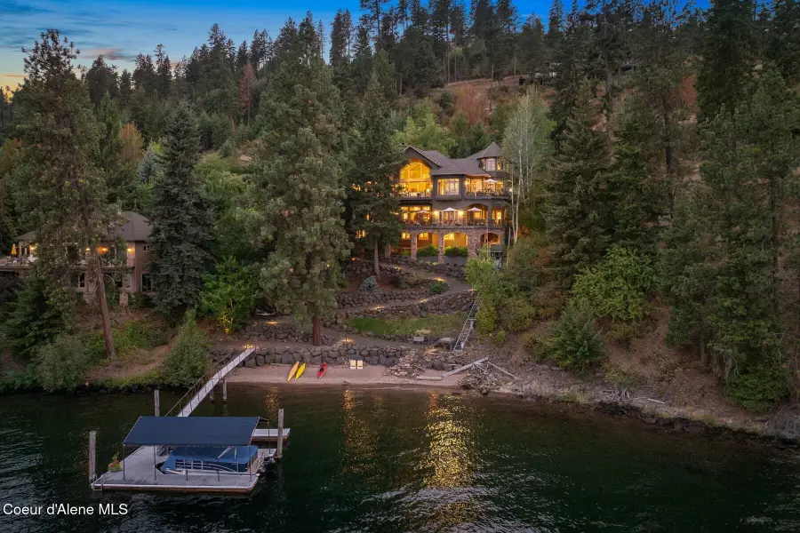 4520 S Threemile Point Rd, Coeur Dalene, ID 83814 - Image #2