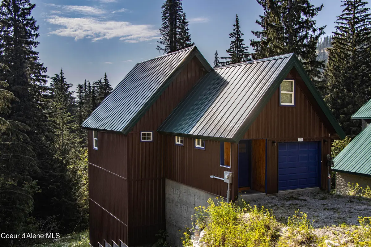 205 Ullr Dr, Sandpoint, ID 83864 - Image #1