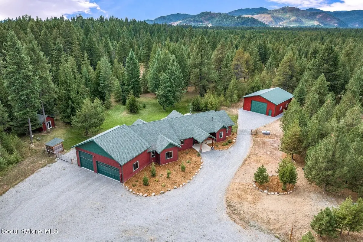 212 Douglas Clan Rd, Priest River, ID 83856 - Image #1