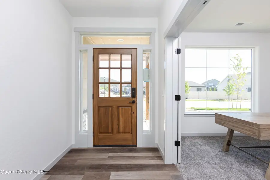 2586 W VICTOR LOOP, Coeur Dalene, ID 83815 - Image #2