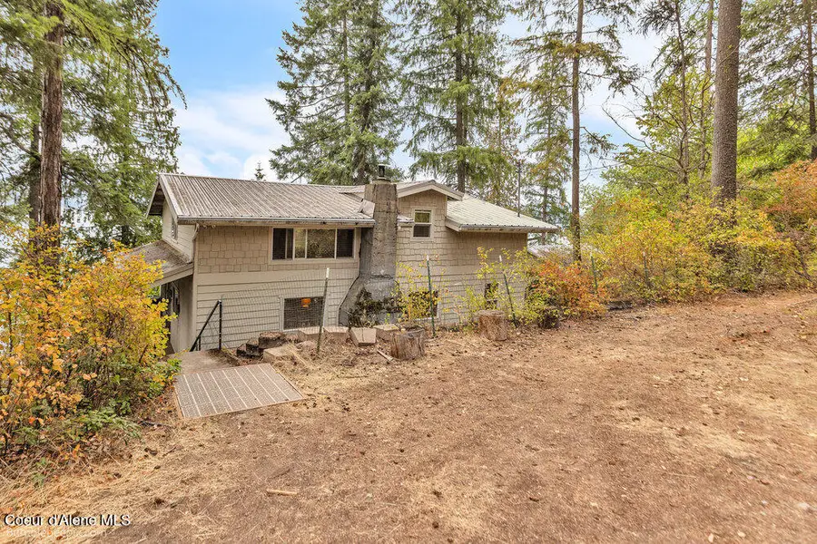 12222 NW Newman Lake Dr, Newman Lake, WA 99025 - Image #2