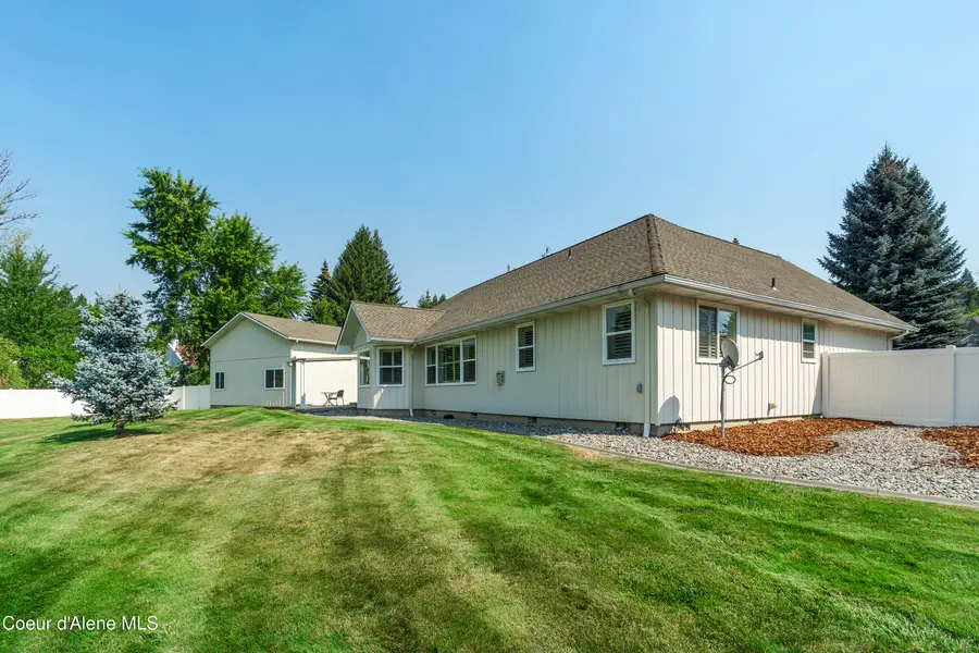 11907 N BLUE JAY CT, Hayden, ID 83835 - Image #3