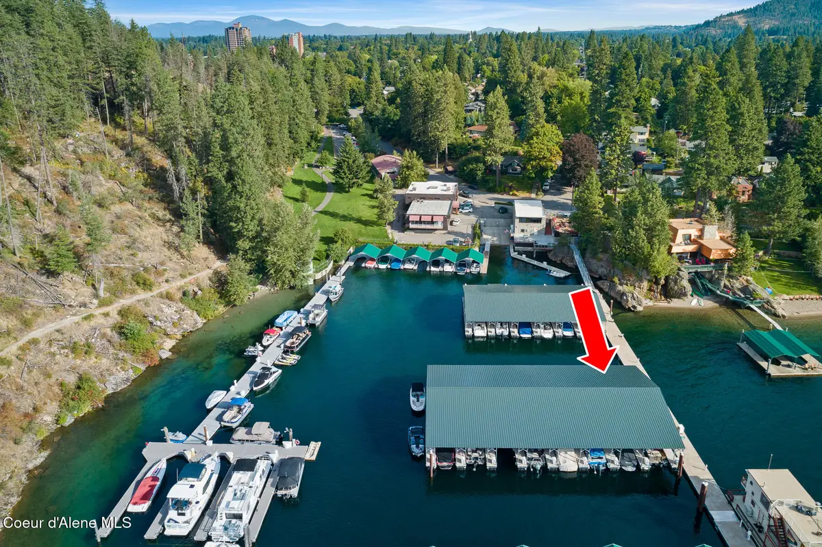 1100 E LAKESHORE DR #B3, Coeur Dalene, ID 83814 - Image #1