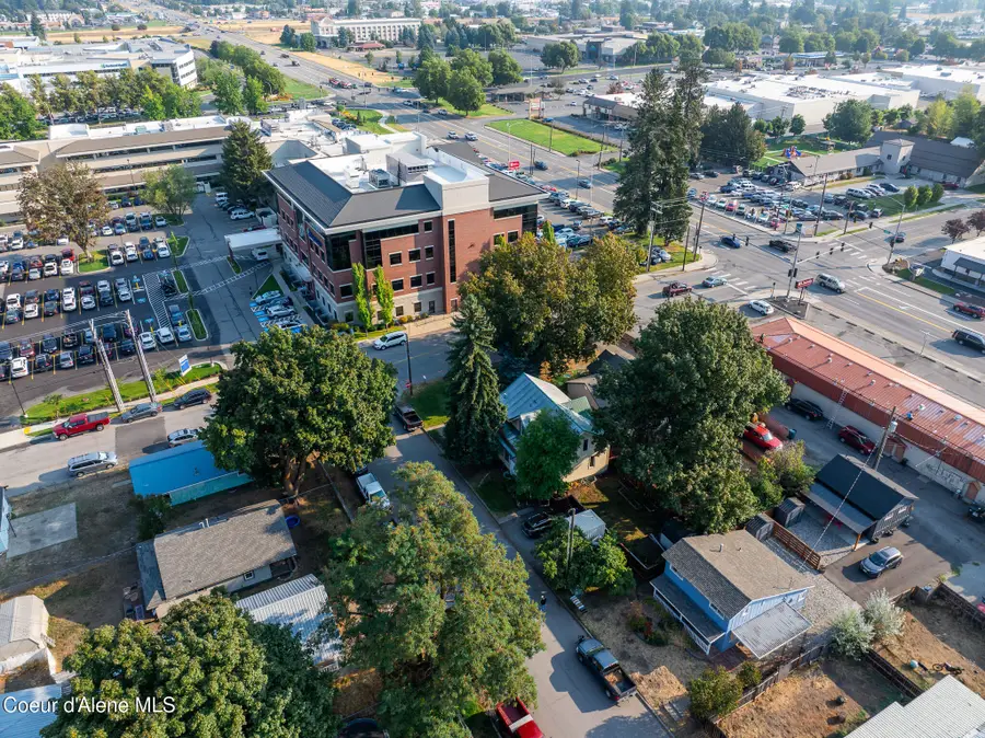 610 W EMMA AVE, Coeur Dalene, ID 83814 - Image #3