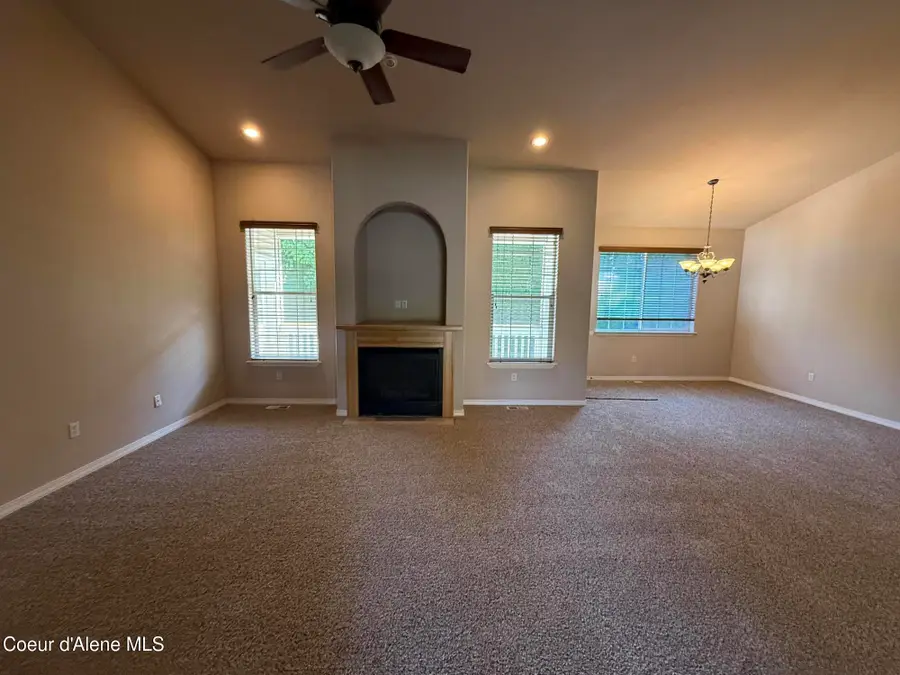 10102 N ZACK CT, Hayden, ID 83835 - Image #3