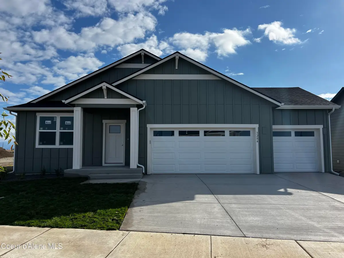 3284 N Darwin Fox St, Post Falls, ID 83854 - Image #1