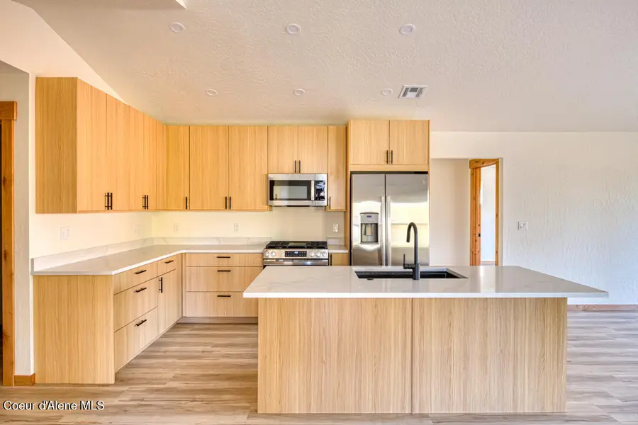 296 Jasper Loop, Ponderay, ID 83852 - Image #3