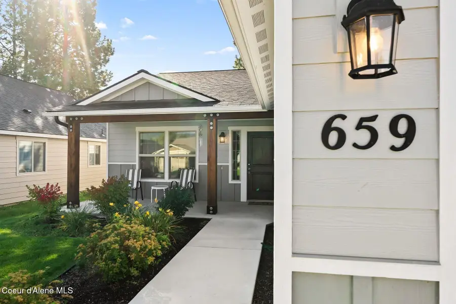 659 E Valley St, Oldtown, ID 83822 - Image #3