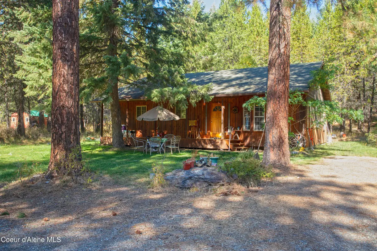 681 Hummingbird, Blanchard, ID 83804 - Image #1