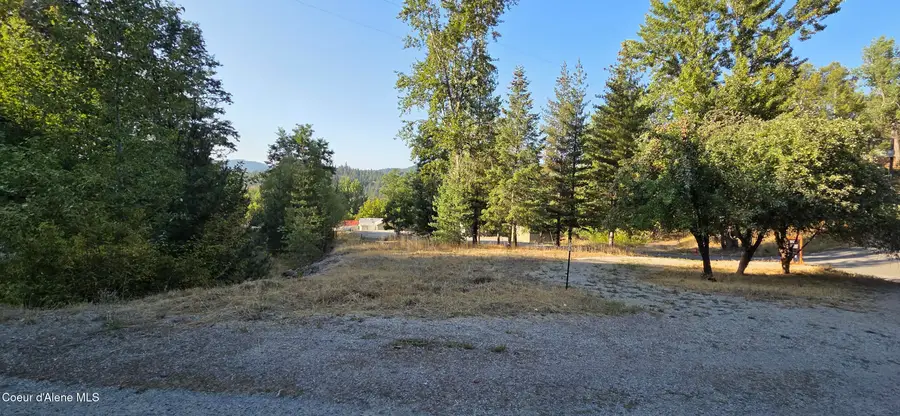 930 Lower Page Rd, Smelterville, ID 83868 - Image #3