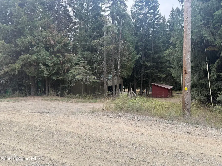3716 Sanders Rd, Saint Maries, ID 83861 - Image #2