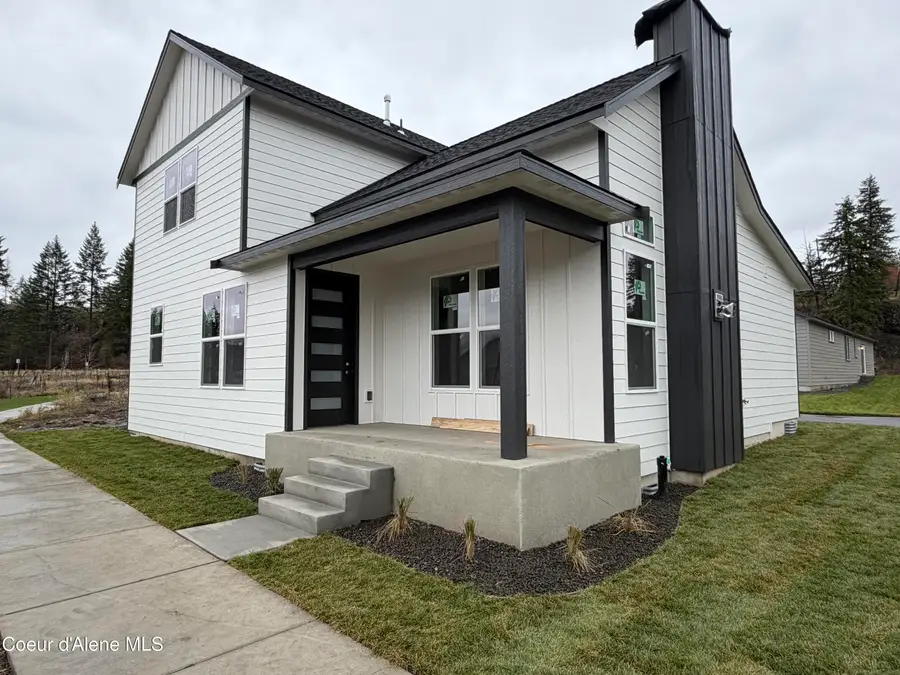 469 E PENSTEMON RD, Hayden, ID 83835 - Image #2