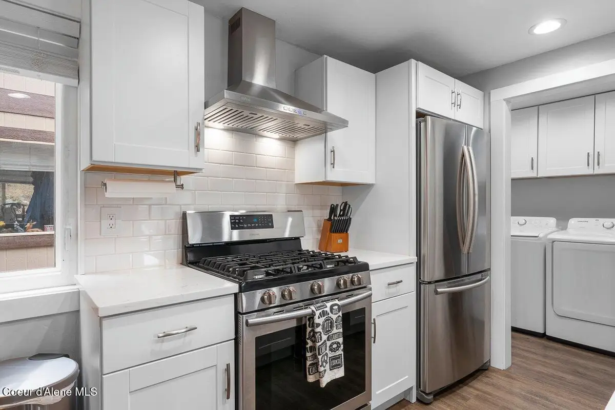 228 Snowgoose Ln, Sandpoint, ID 83864 - Image #1