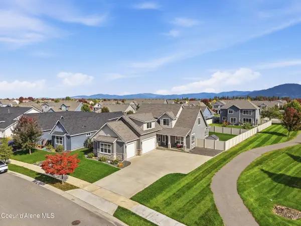 6890 N Hourglass DR, Coeur d'Alene, ID 83815