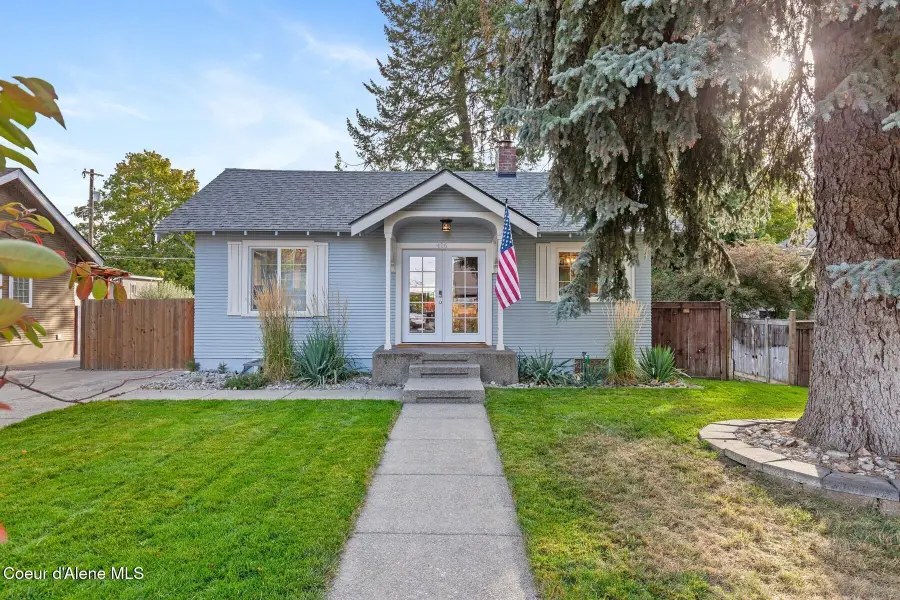 416 S 11th St, Coeur Dalene, ID 83814 - #2